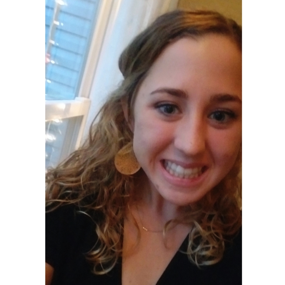 Meet your Posher, Emily